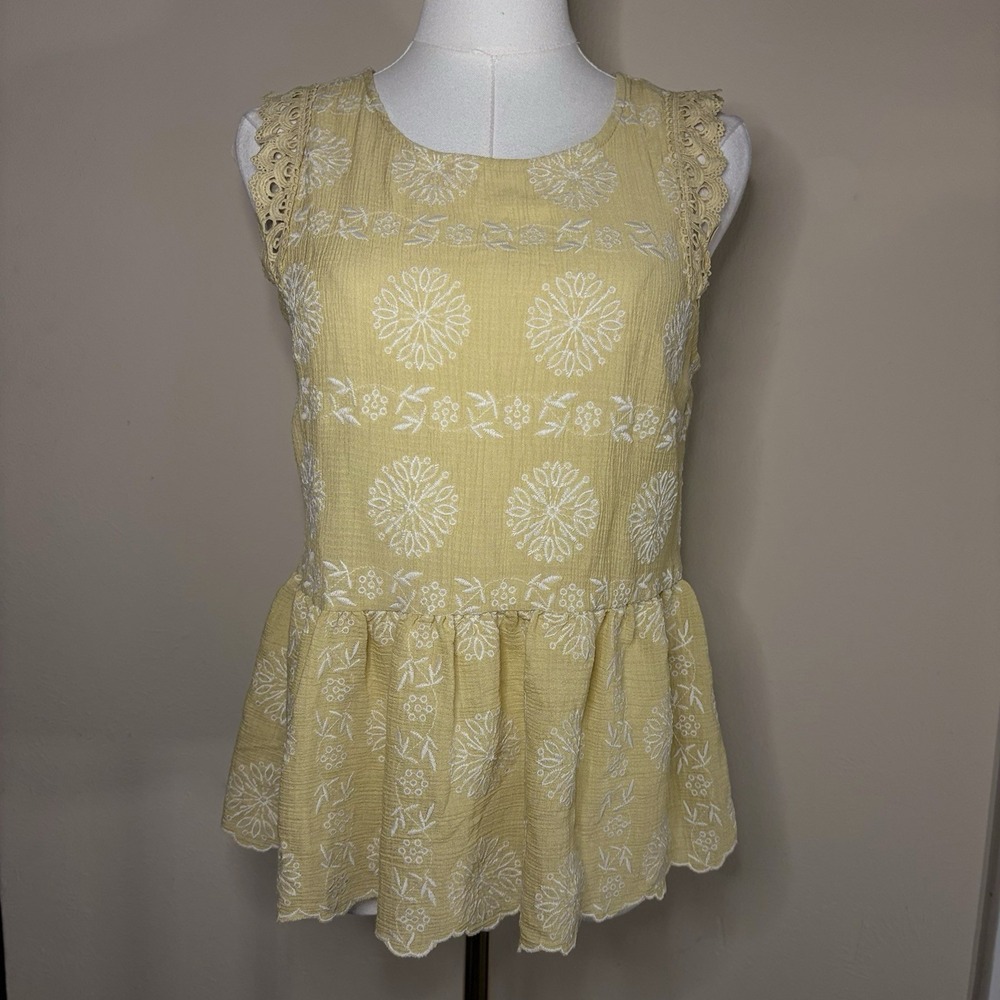 Blu Pepper Yellow Peplum Floral Embroidered Ruffle Lace Sleeveless Top S Summer